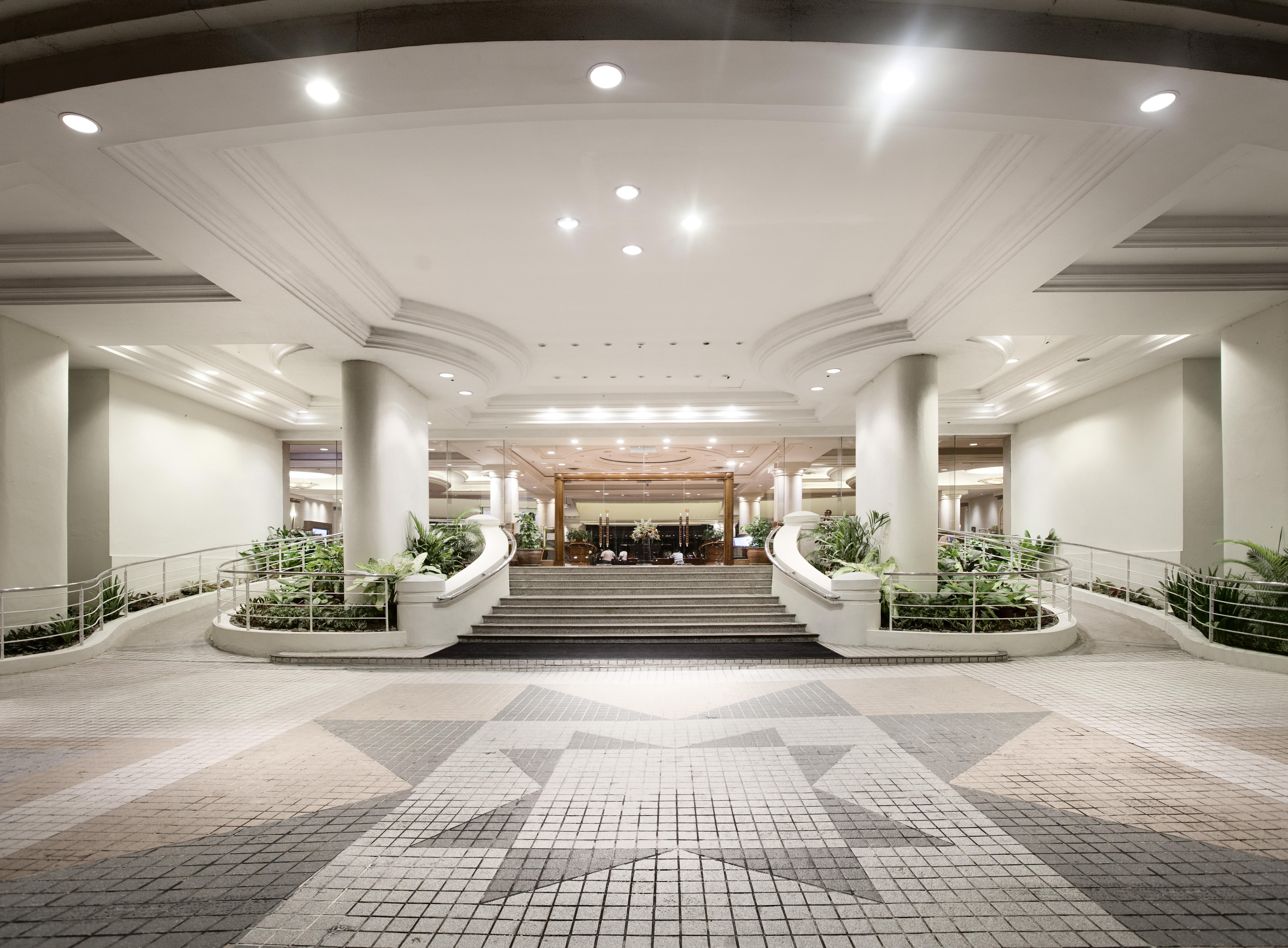 Dorsett Grand Labuan Hotel Exterior photo