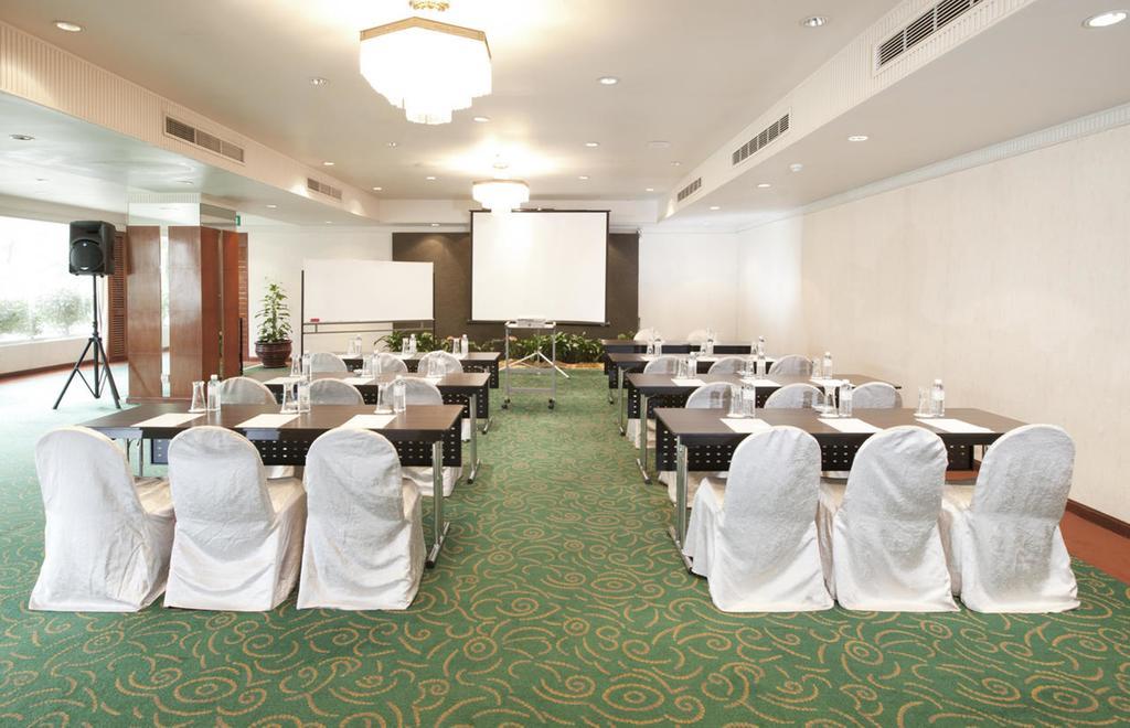 Dorsett Grand Labuan Hotel Exterior photo