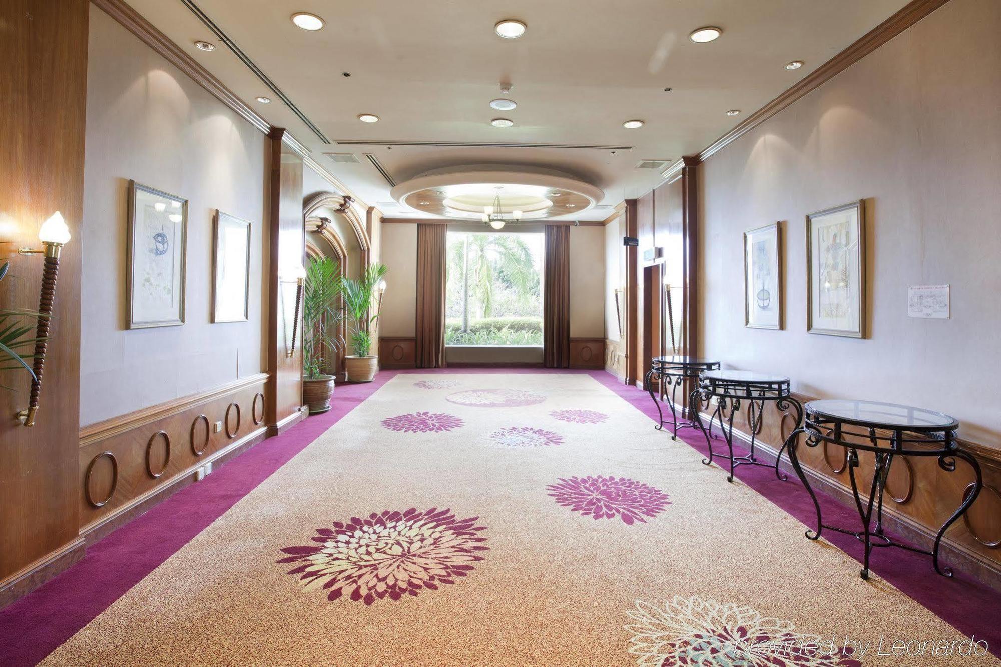 Dorsett Grand Labuan Hotel Exterior photo